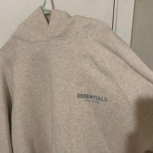 Men’s large essential, fear of God sweatshirt